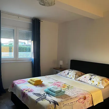 Terrace With Sea View Apartment Galizana