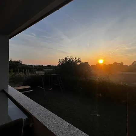 Terrace With Sea View Apartamento Galižana
